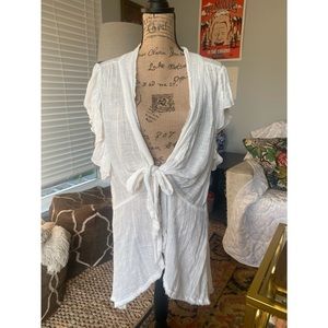 Free people flowy white top